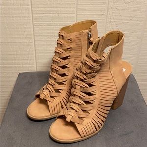 DOLCE VITA PUMPS!